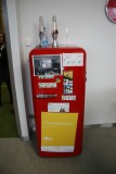 Legendární lednice, která pamatuje počátky Google v ČR v roce 2006. (foto: Karel Wolf)