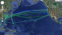 Současné podmořské trasy optických vláken v Pacifiku (Zdroj: Greg’s Cable Map)