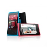 Nokia Lumia 800 (růžová, modrá a černá varianta)