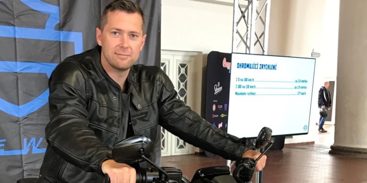 Neeco z Prahy hlídá harleye a dodává ICT služby ve 161 zemích