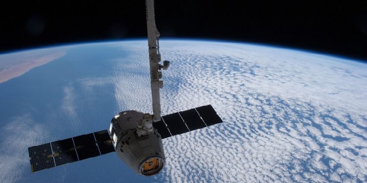 SpaceX vynesla další sérii 60 družic sítě Starlink