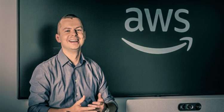 Tomek Stachlewski, Amazon