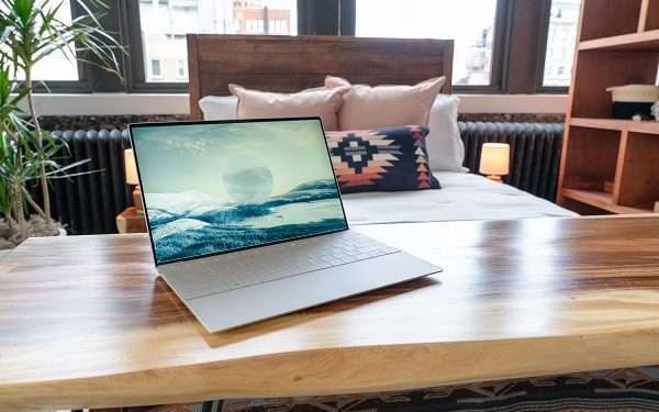 Dell představuje notebook XPS 13 Plus a videokonferenční monitor UltraSharp