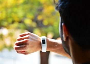 Fitbit stahuje zhruba 1,7 milionu chytrých hodinek Ionic kvůli hrozbě přehřátí