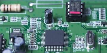 Vědci navrhli tranzistory ze slitiny germania a cínu