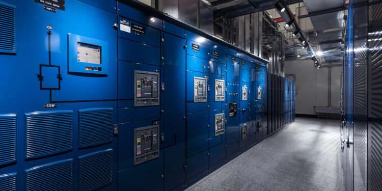 Účinnost datacenter s chlazením od Schneider Electric