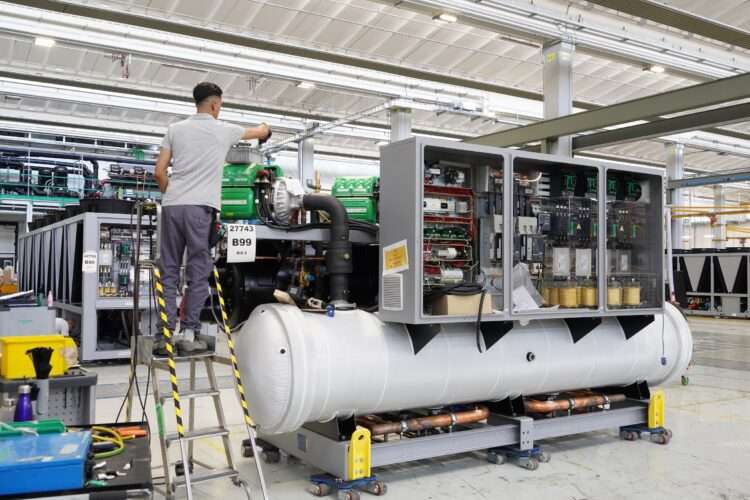Účinnost datacenter s chlazením od Schneider Electric