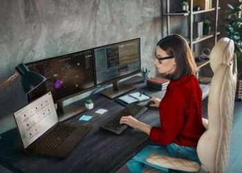 Společnost Lenovo představuje novou mobilní pracovní stanici ThinkPad P1 Gen 7 připravenou na umělou inteligenci