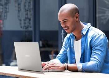 Lenovo na český trh uvádí Chromebook Plus (14″, 10) s novou generací hybridní AI