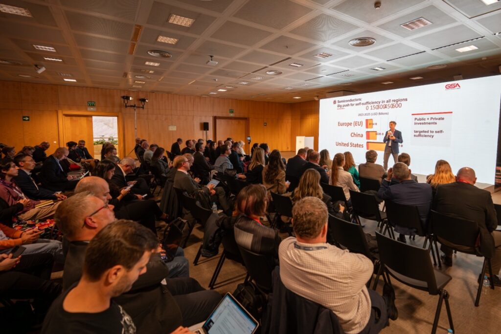 Sandro Grigoll, výkonný viceprezident Global Semiconductor Alliance, zdůrazňuje význam globální spolupráce